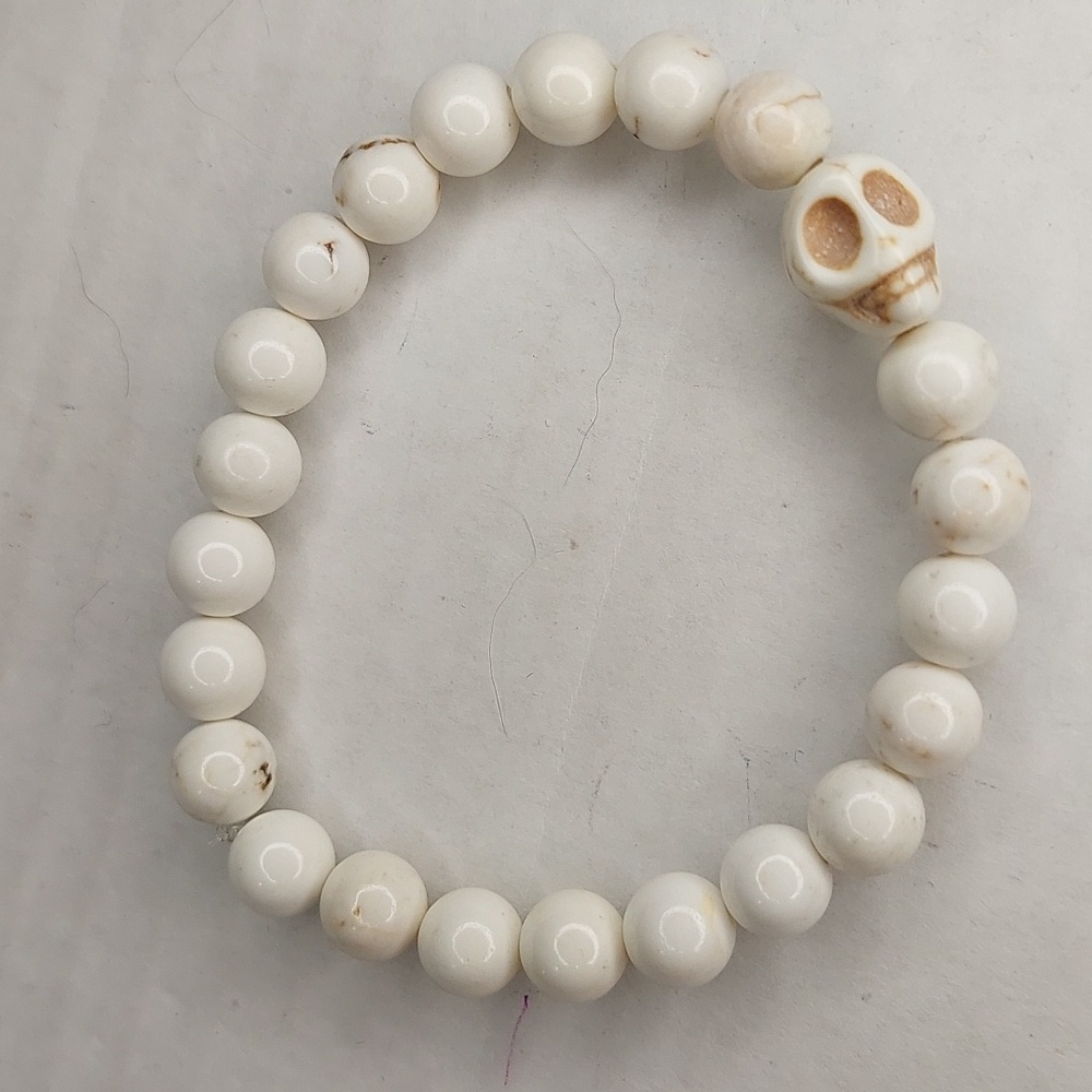 Stabilized White Turquoise stone round/Reconstituted Howlite Skull stone bracele